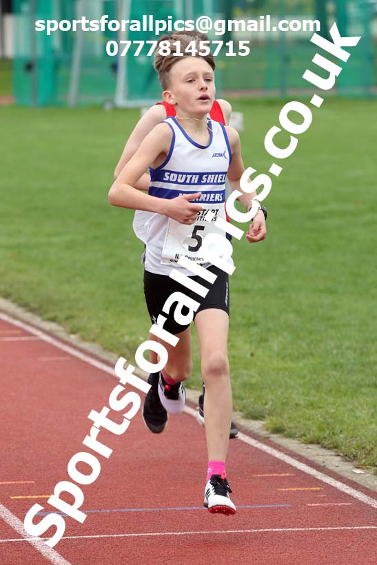 800 metres, NECAA Open Meeting, Morpeth, Sunday, October 18th. David T. Hewitson/Sports for All Pics